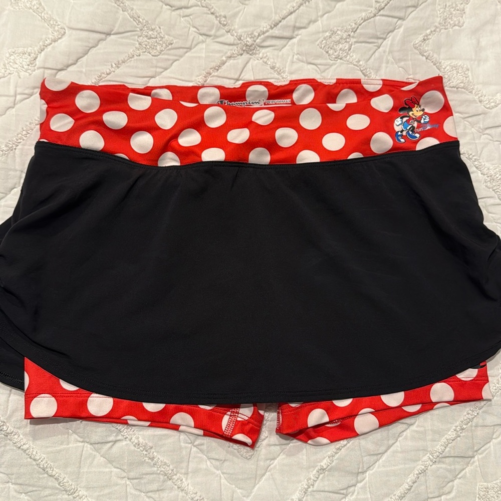 Ladies size medium disney run skirt. Champion